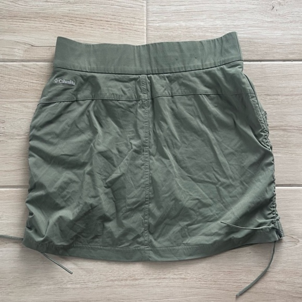 Columbia Omni-Shield Olive Green Skirt‎